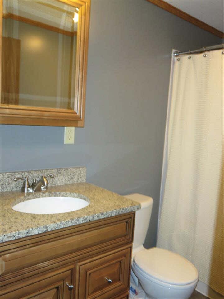 12104 N Mohican Dr, Syracuse, IN 46567 photo 16