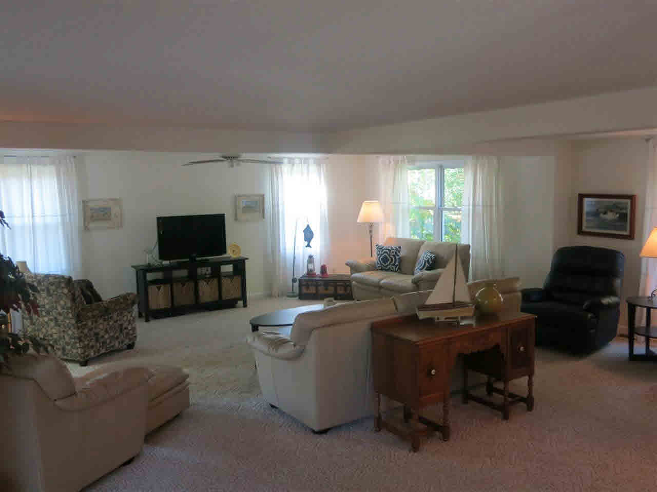 12104 N Mohican Dr, Syracuse, IN 46567 photo 19