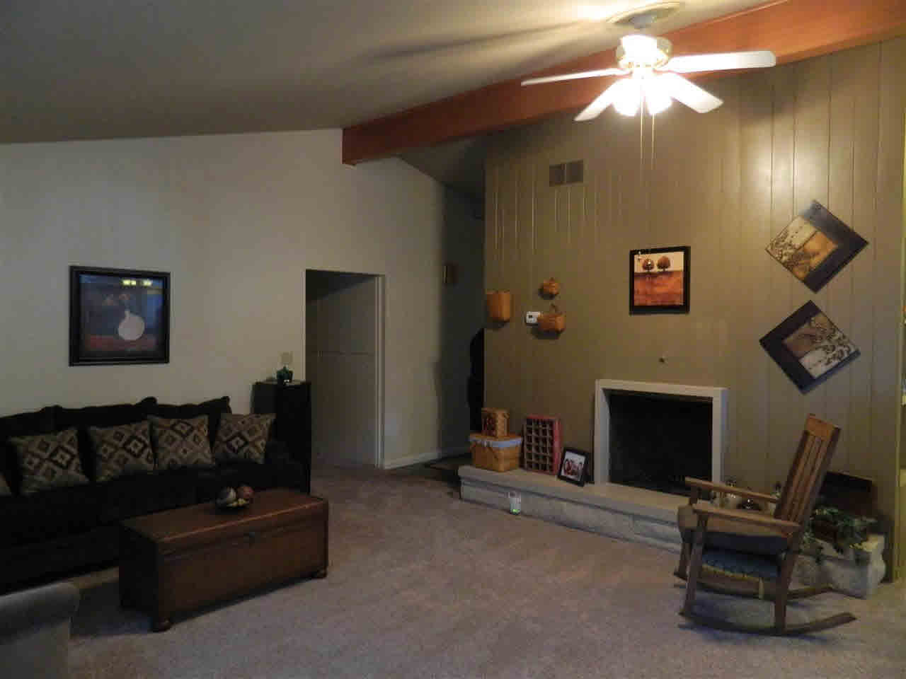 1521 Dogwood Dr, Elkhart, IN 46514 photo 8