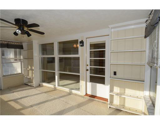 1663 Southbrook Dr, South Bend, IN 46614 photo 11