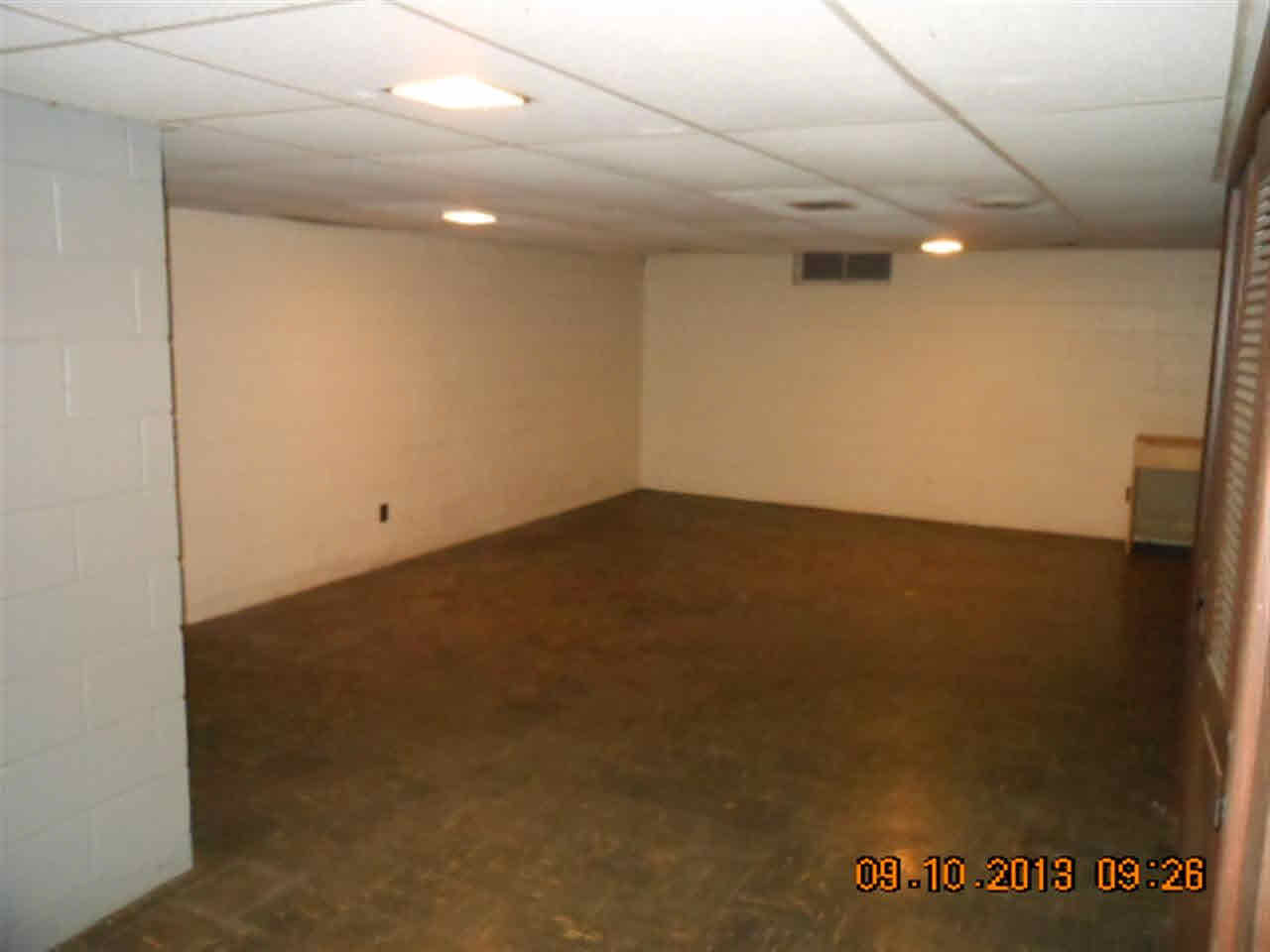 12 Longwood Ct, Elkhart, IN 46516 photo 29