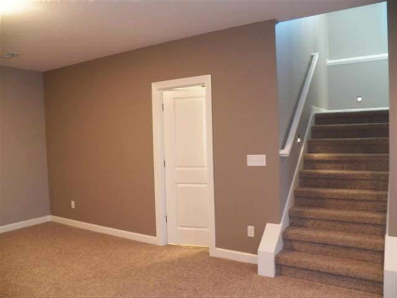 57776 Hillside Dr, Goshen, IN 46528 photo 25