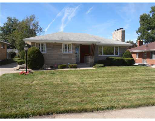 3325 Whitcomb Ave, South Bend, IN 46614 photo 1