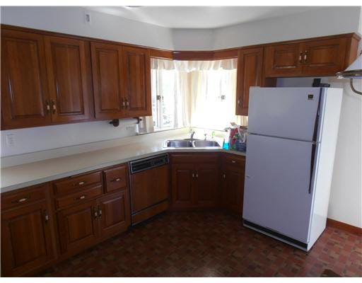 3325 Whitcomb Ave, South Bend, IN 46614 photo 7