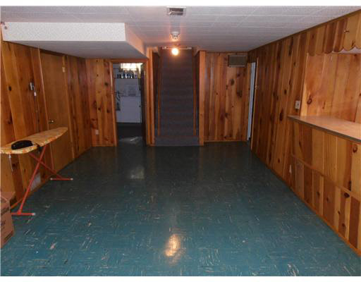 3325 Whitcomb Ave, South Bend, IN 46614 photo 5