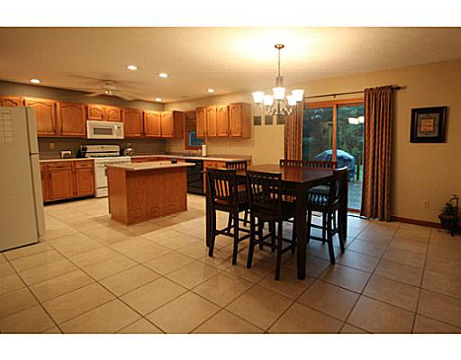 52303 Chatem Ct, Granger, IN 46530 photo 9