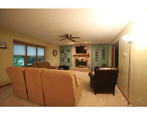52303 Chatem Ct, Granger, IN 46530 photo 4