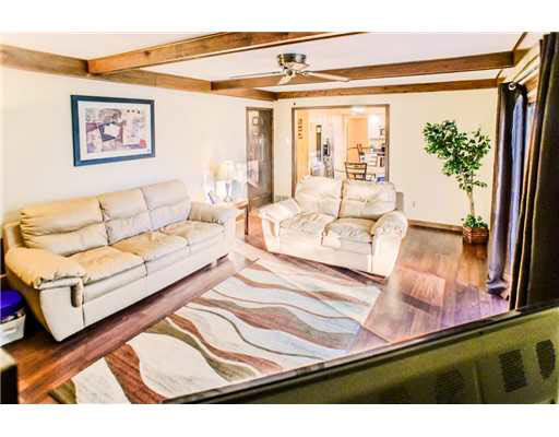 51633 Trailwood Ct, Granger, IN 46530 photo 5
