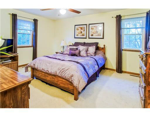 51633 Trailwood Ct, Granger, IN 46530 photo 13