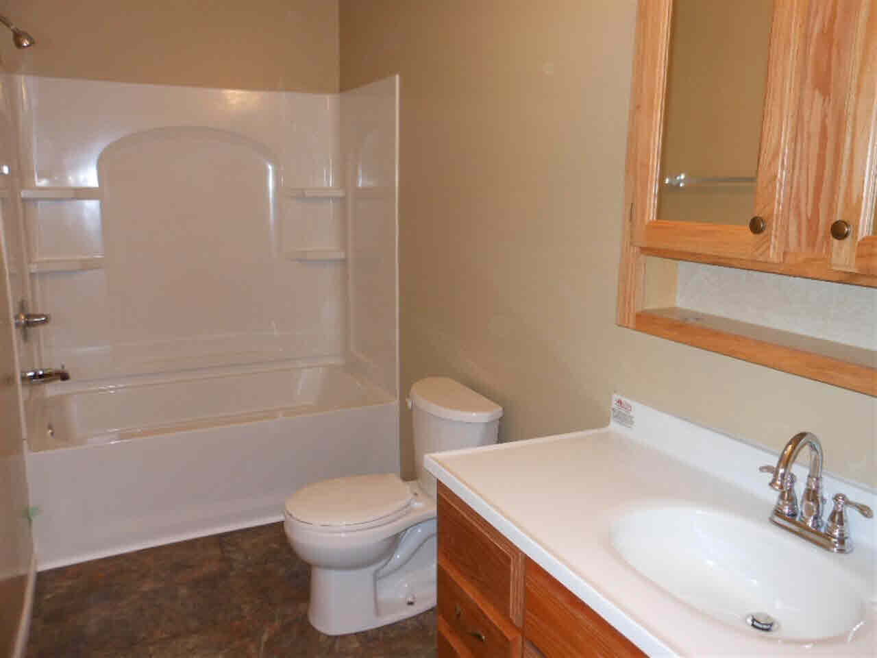 25610 Meadow Oak Ln, Elkhart, IN 46514 photo 7