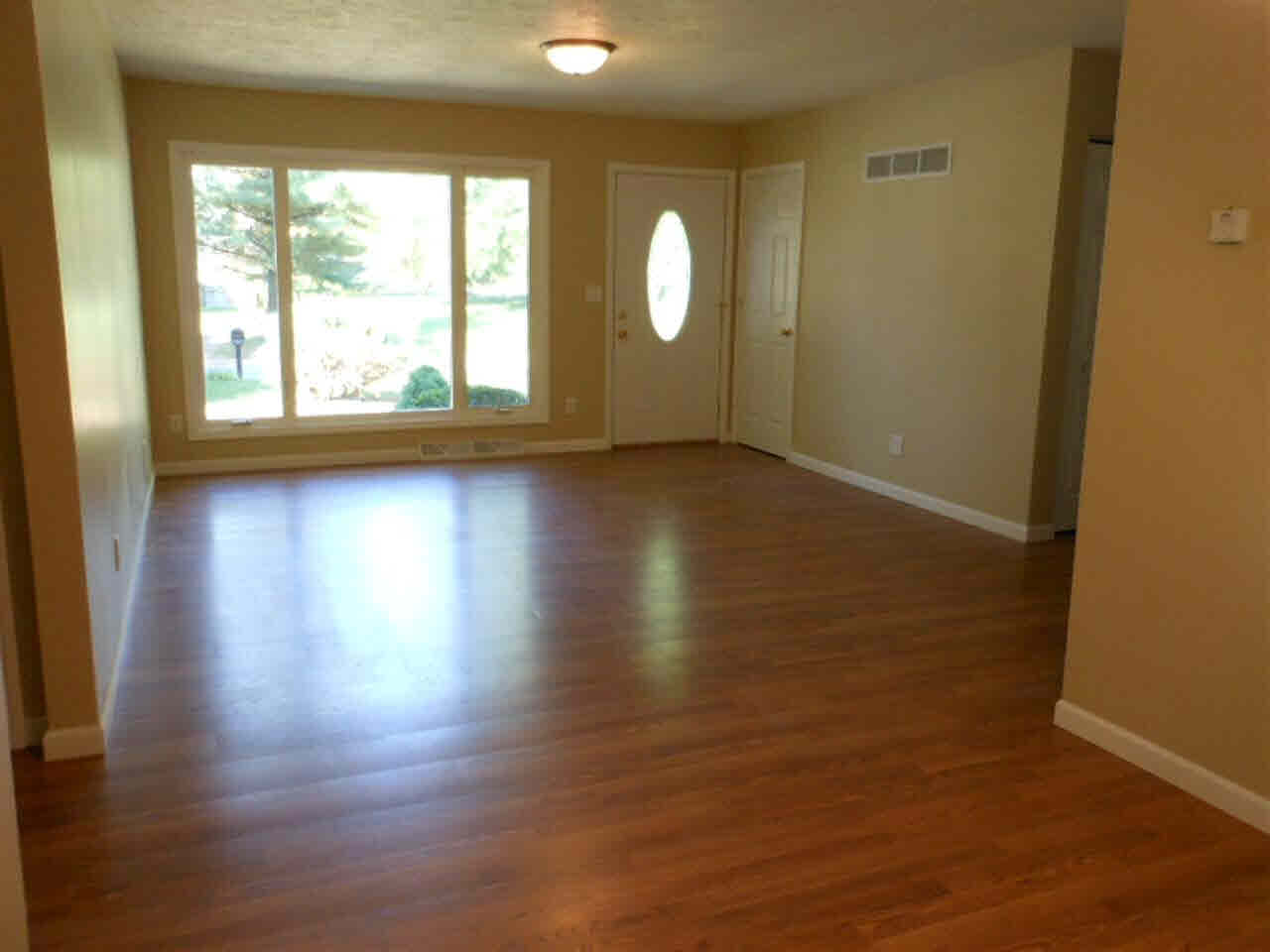 25610 Meadow Oak Ln, Elkhart, IN 46514 photo 2