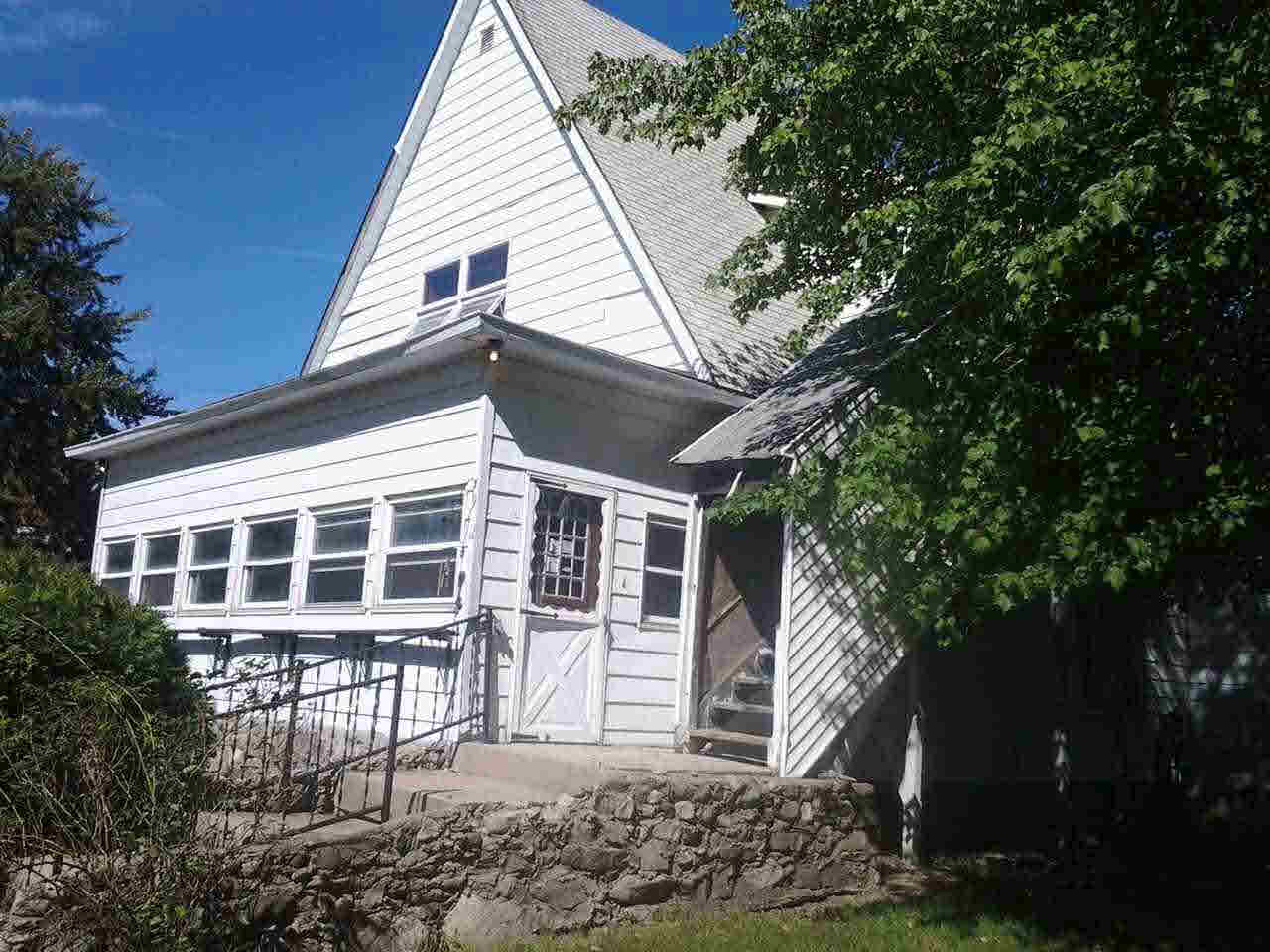 902 N Huntington St, Syracuse, IN 46567 photo 1