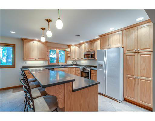 19200 Summers Dr, South Bend, IN 46637 photo 6