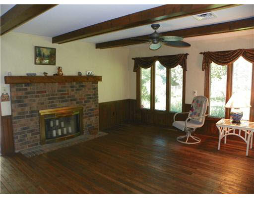 53385 Wallace Ln, South Bend, IN 46635 photo 3