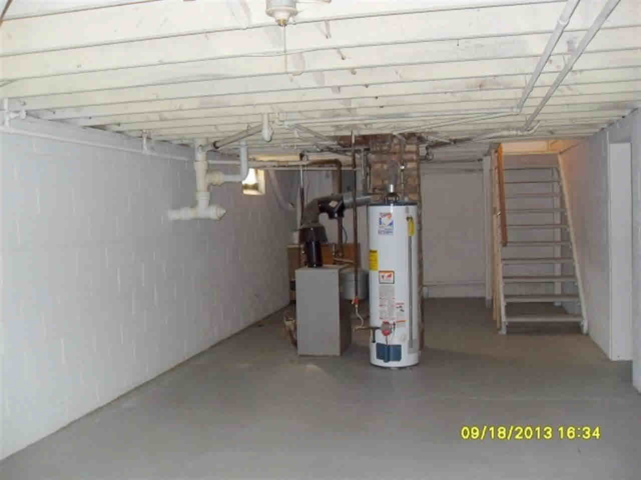 219 Meisner Ave, Elkhart, IN 46514 photo 8