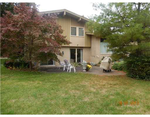 1901 Ridgewood Cir, South Bend, IN 46617 photo 18