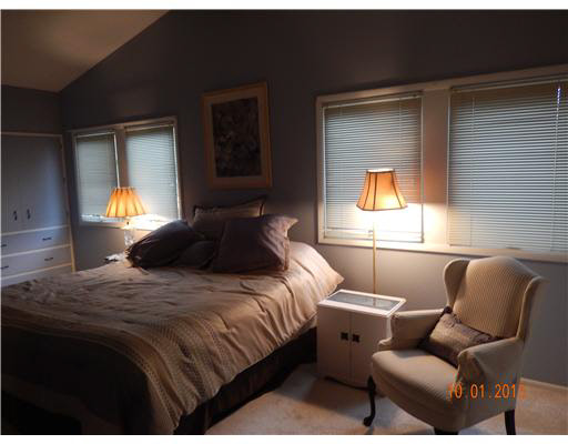 1901 Ridgewood Cir, South Bend, IN 46617 photo 8