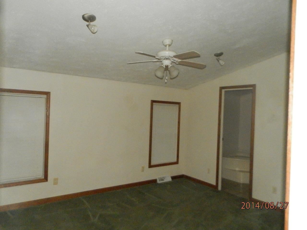 10478 W 300 S, Lagrange, IN 46761 photo 15