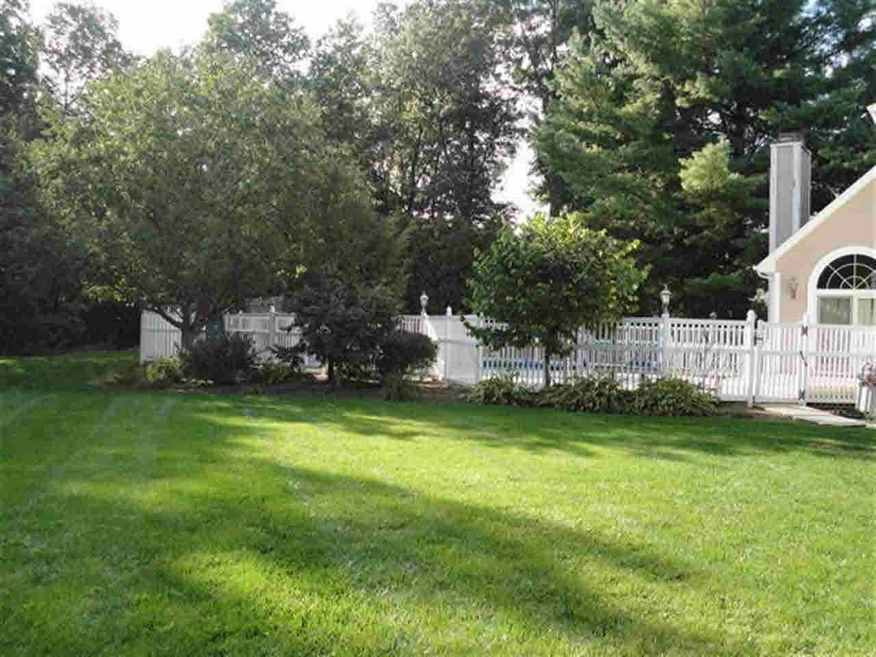 23252 Bluff Crest Dr, Elkhart, IN 46516 photo 15