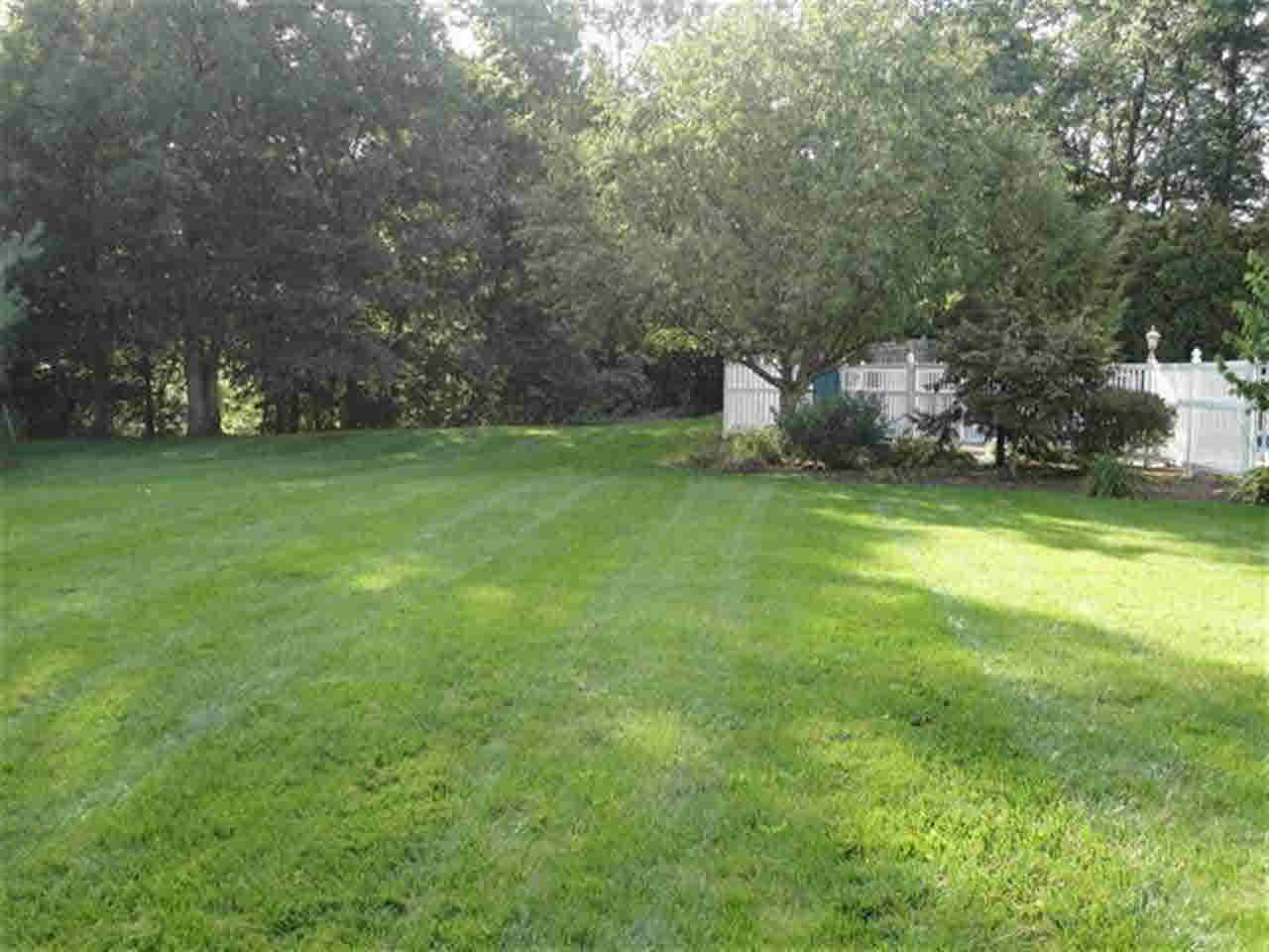 23252 Bluff Crest Dr, Elkhart, IN 46516 photo 12