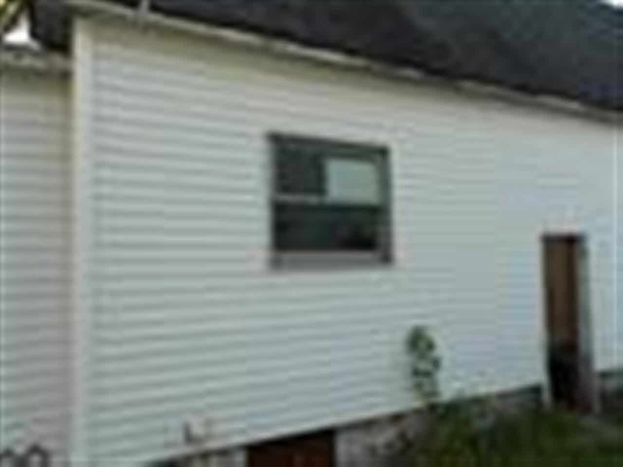 513 W Wolf Ave, Elkhart, IN 46516 photo 3