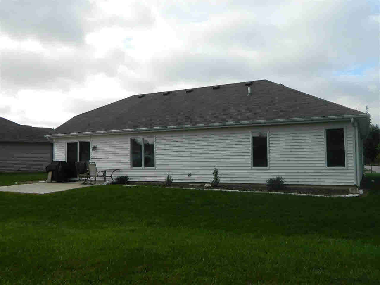 3705 Shawnee Dr, Warsaw, IN 46582 photo 8