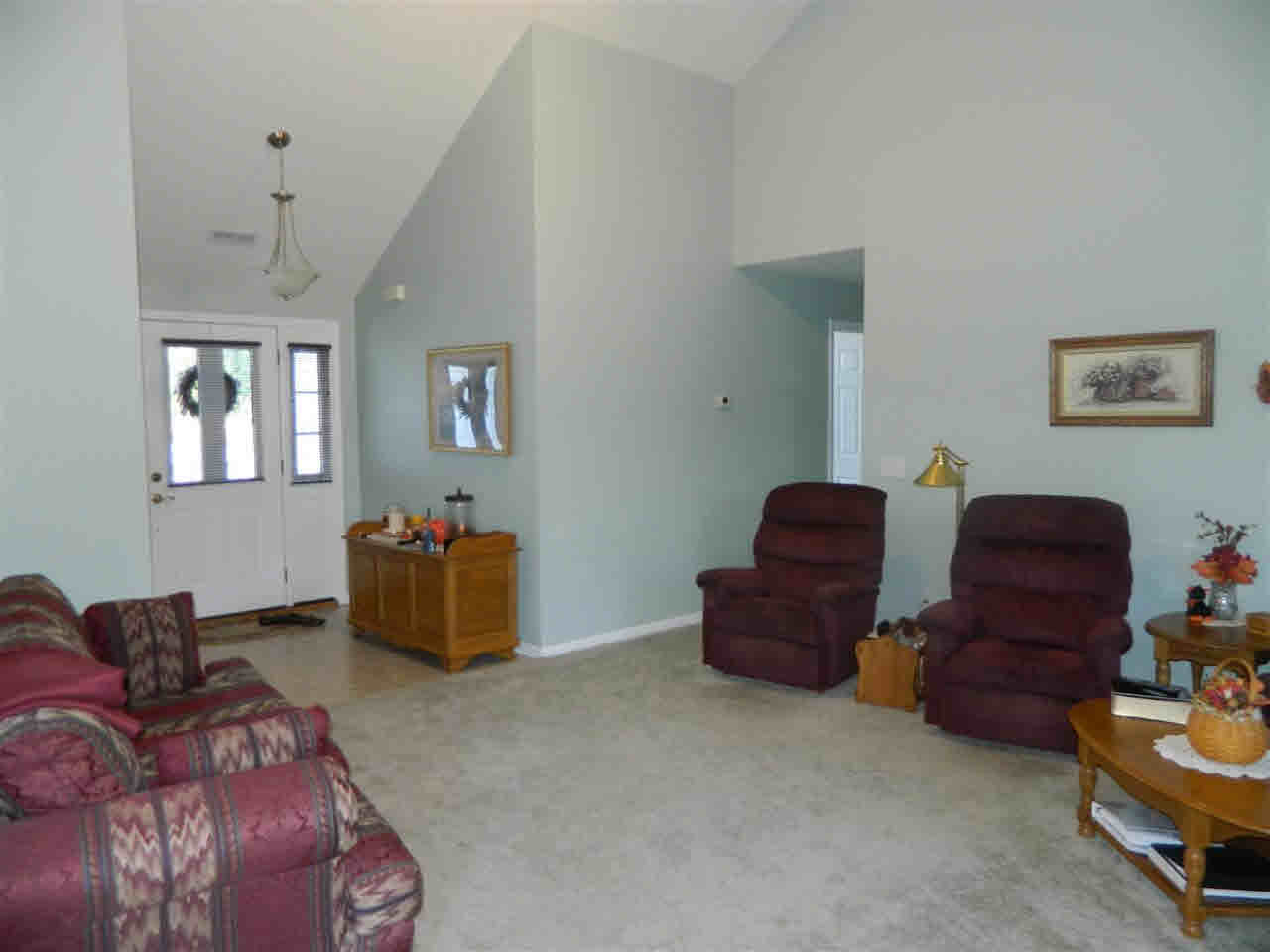 3705 Shawnee Dr, Warsaw, IN 46582 photo 3