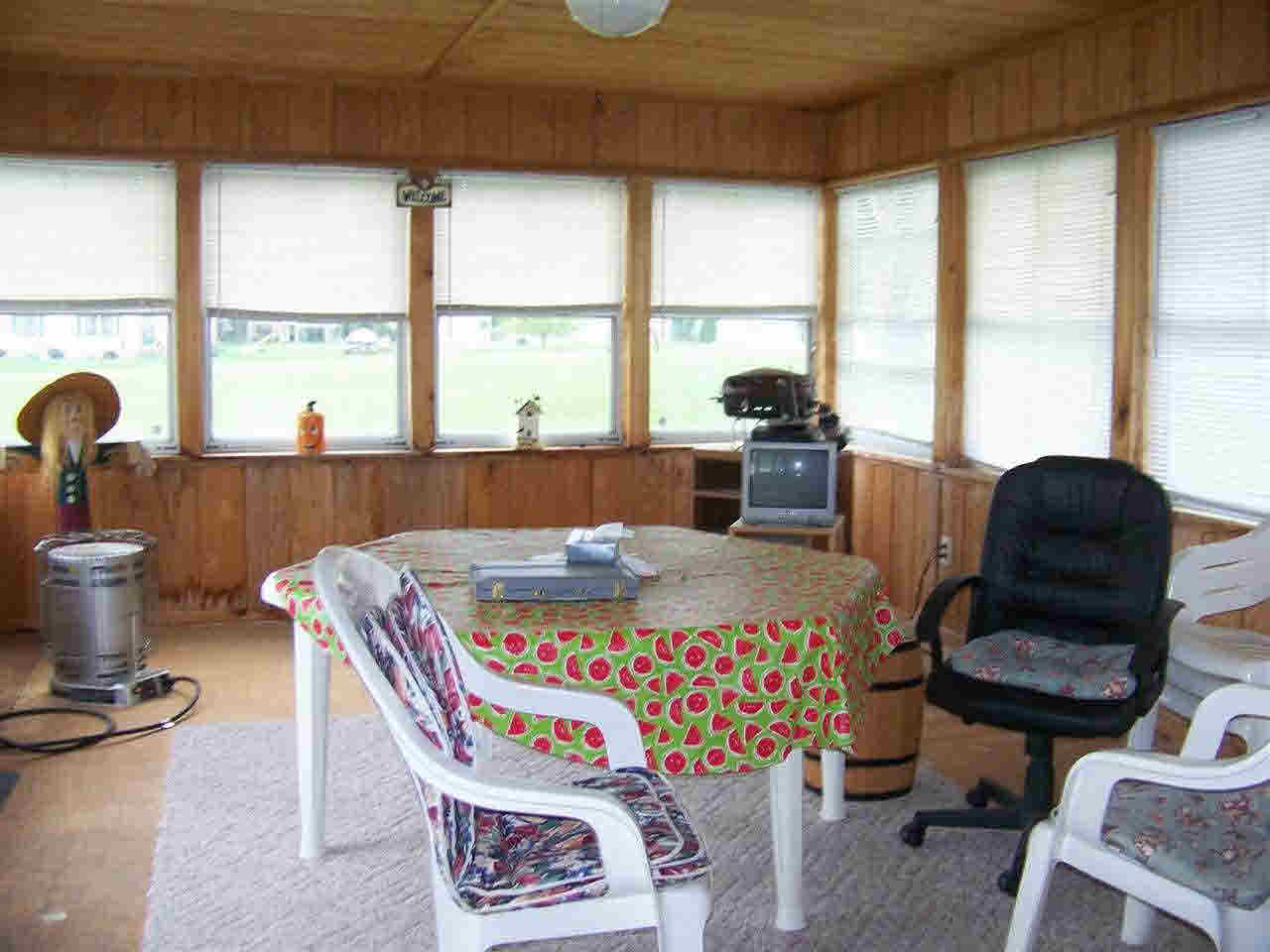 9227 E Snow White Rd, Syracuse, IN 46732 photo 10