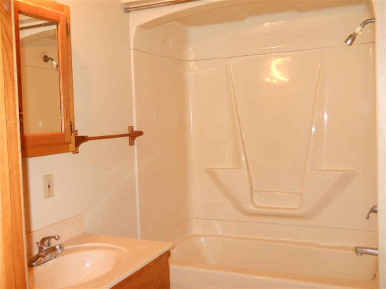 8011 N Harper Rd, Leesburg, IN 46538 photo 17