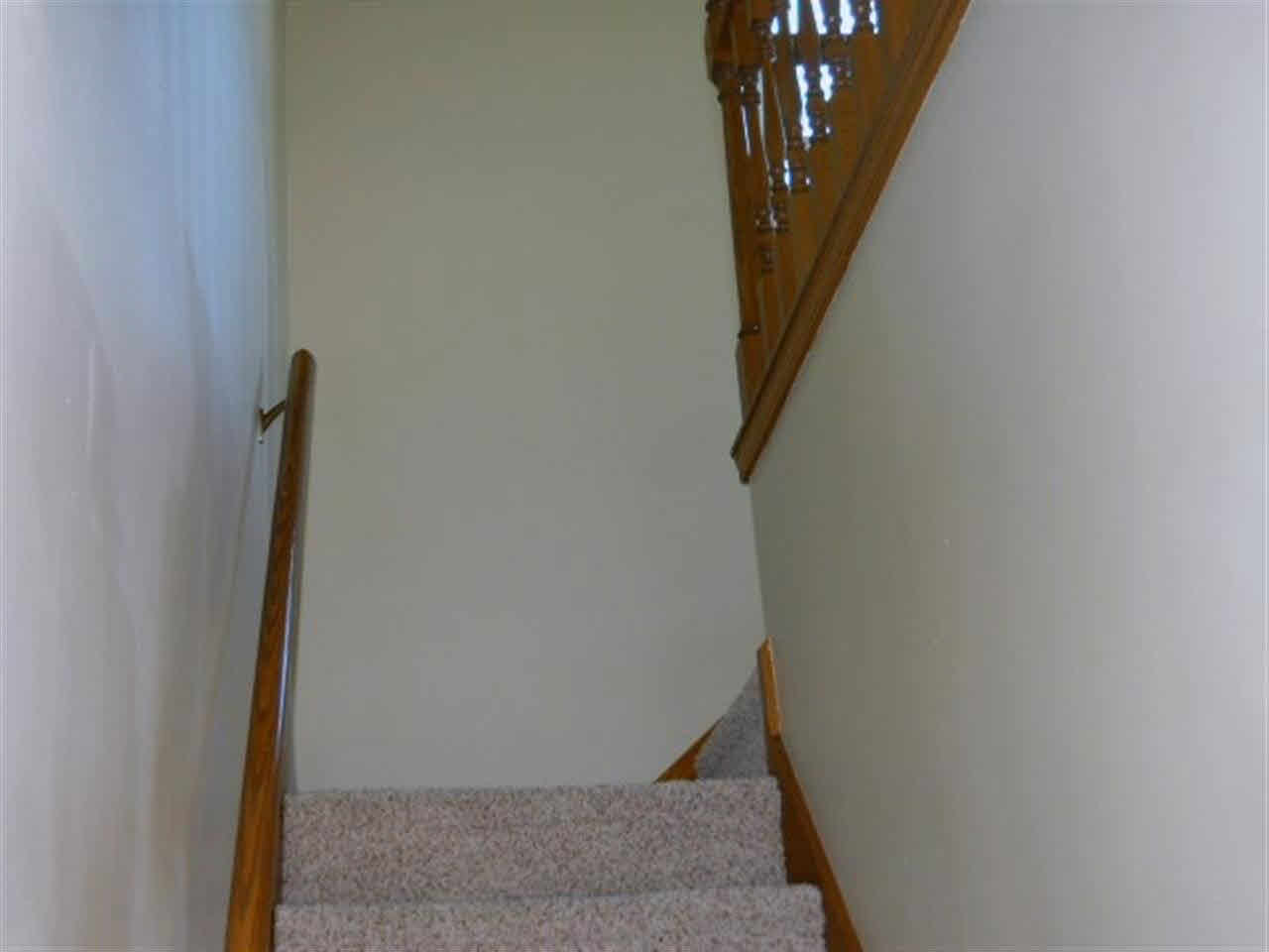 8011 N Harper Rd, Leesburg, IN 46538 photo 13