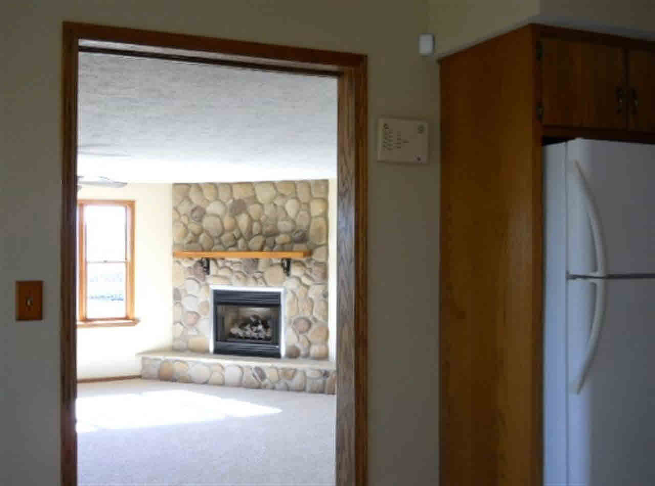 8011 N Harper Rd, Leesburg, IN 46538 photo 11
