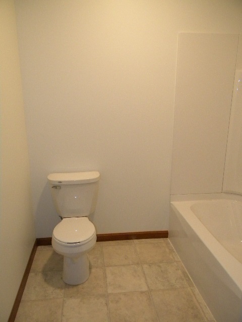 4441 N Aspen Dr, Warsaw, IN 46582 photo 19