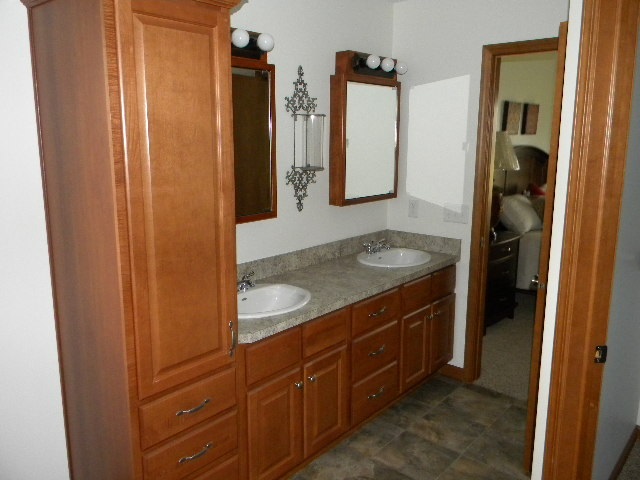 4441 N Aspen Dr, Warsaw, IN 46582 photo 13