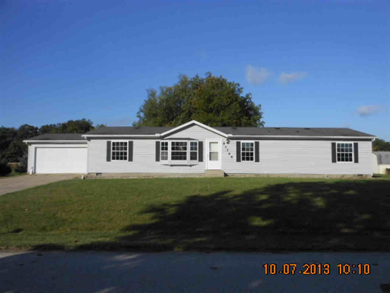 53749 Woodsprings Dr, Granger, IN 46530 photo 2