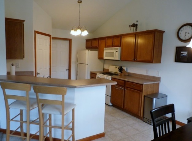10093 Benamin Dr, Granger, IN 46530 photo 3