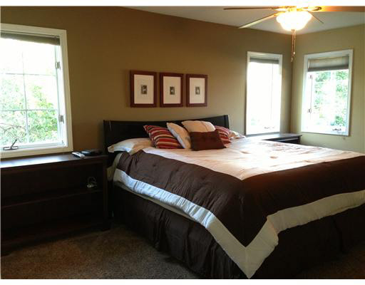 52358 Greenfield Manor Dr, Granger, IN 46530 photo 12
