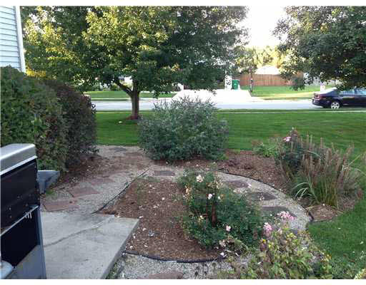 52358 Greenfield Manor Dr, Granger, IN 46530 photo 22