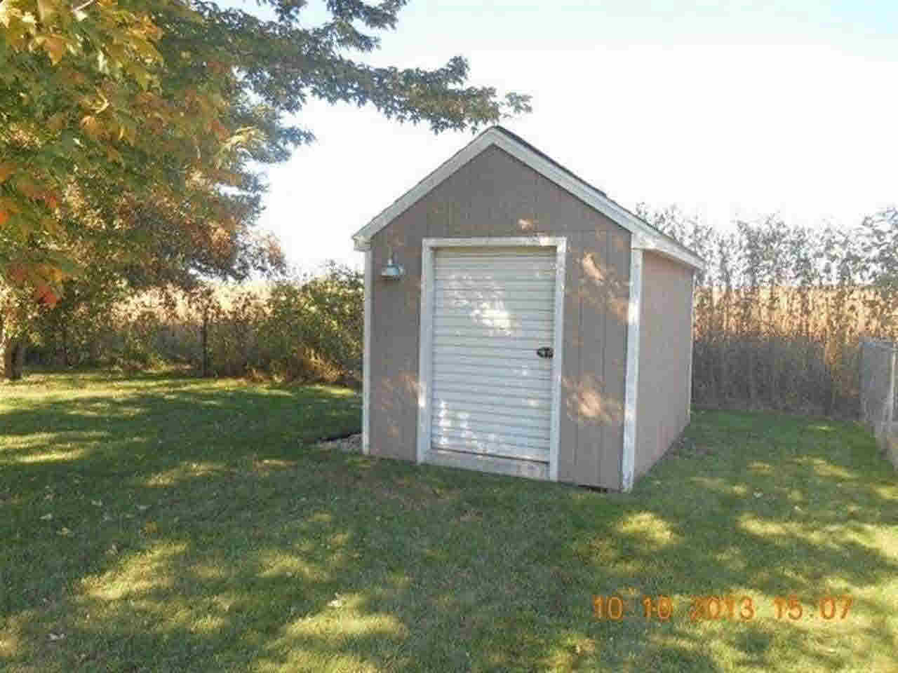 410 W Harrison St, Mentone, IN 46539 photo 21