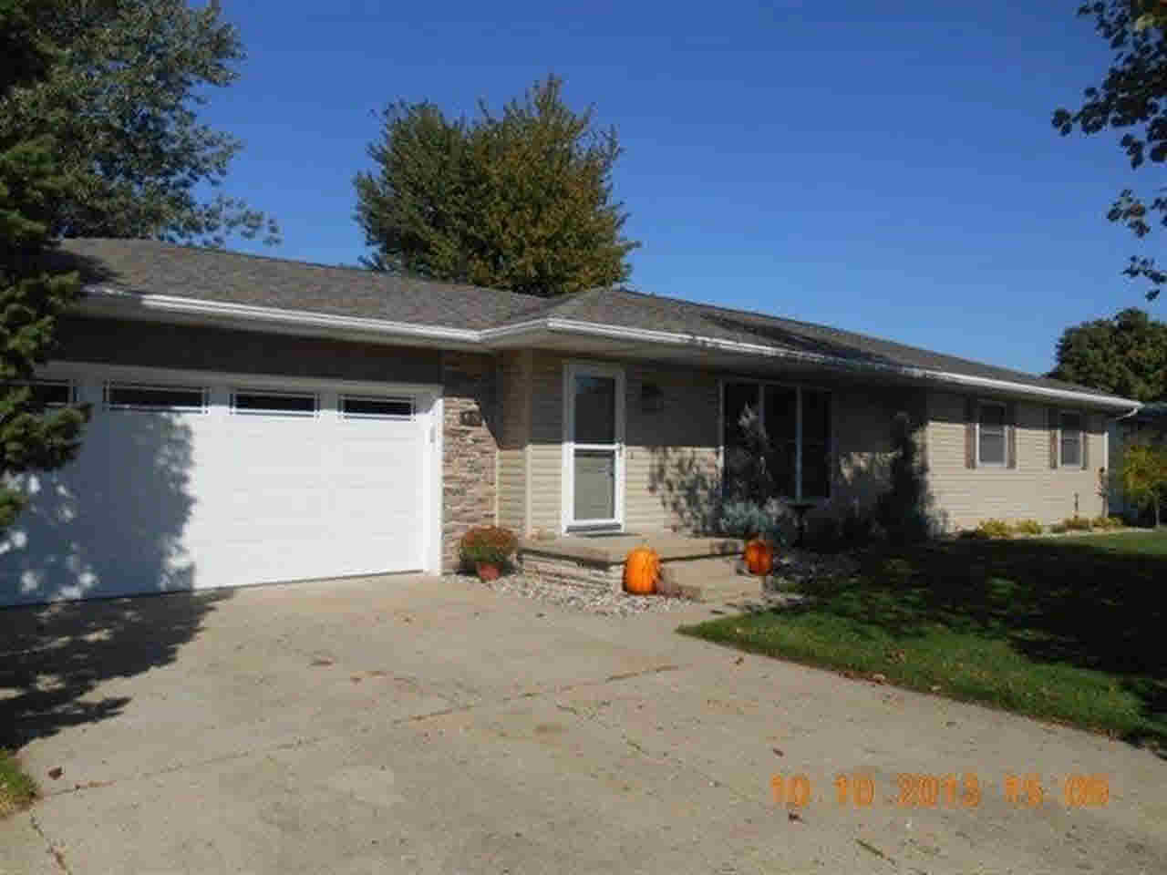 410 W Harrison St, Mentone, IN 46539 photo 17