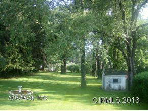 152 Hale Dr, Wabash, IN 46992 photo 2