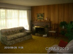 152 Hale Dr, Wabash, IN 46992 photo 3