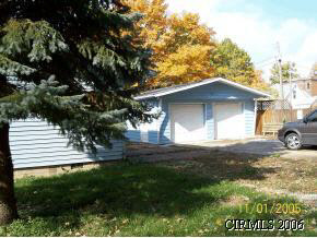 423 E Madison St, Fairmount, IN 46928 photo 3