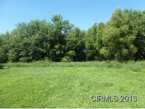 2861 Sunset Dr, Macy, IN 46951 photo 2