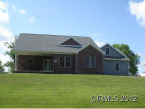 4168 Blackthorne Dr, Gas City, IN 46933 photo 2