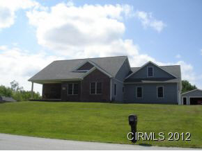 4168 Blackthorne Dr, Gas City, IN 46933 photo 1
