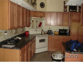 4168 Blackthorne Dr, Gas City, IN 46933 photo 7