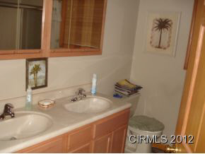 4168 Blackthorne Dr, Gas City, IN 46933 photo 9