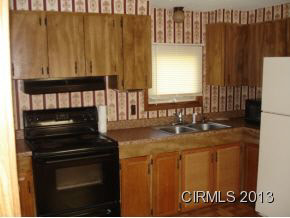 706 W Main St, Van Buren, IN 46991 photo 6