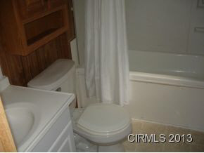 706 W Main St, Van Buren, IN 46991 photo 10