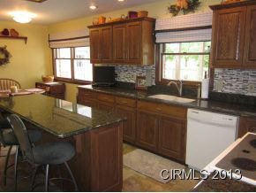 1711 Bramoor Dr, Kokomo, IN 46902 photo 3